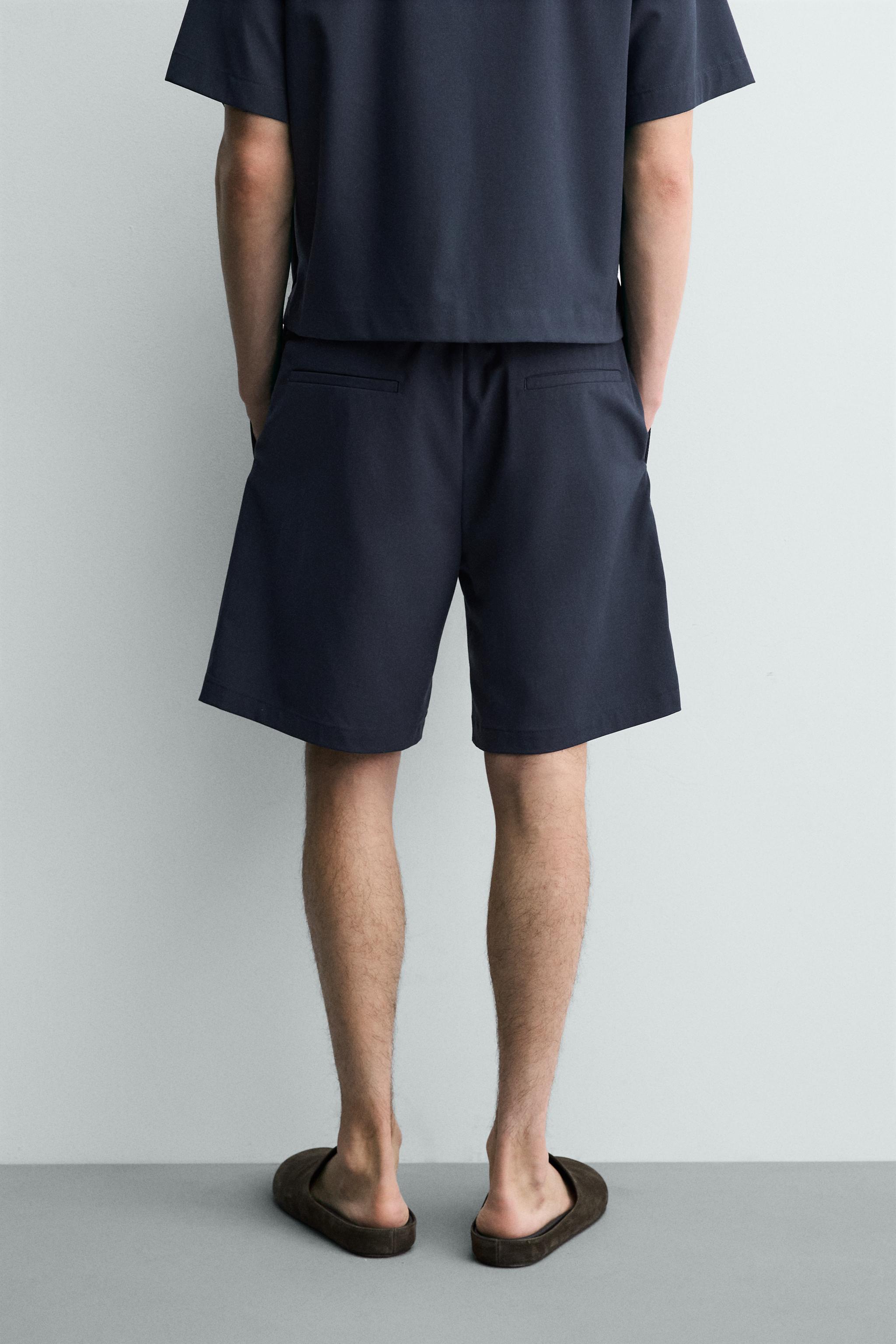 SHORT TECHNIQUE RELAXED FIT